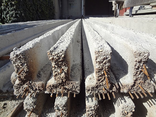 معایب تیرچه پیشتنیده